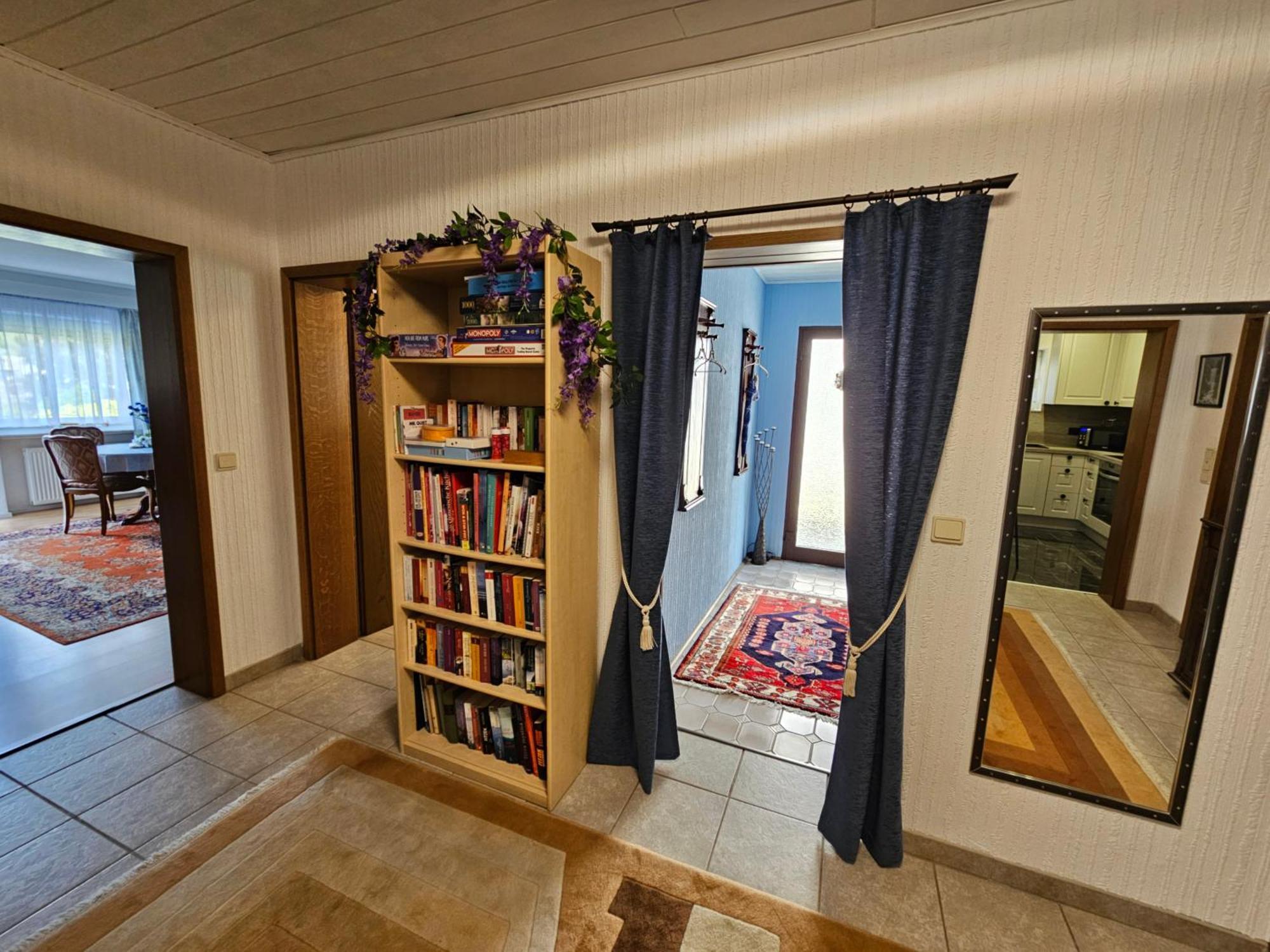 A Large Fully Furnished Private Apartment Linz am Rhein Esterno foto
