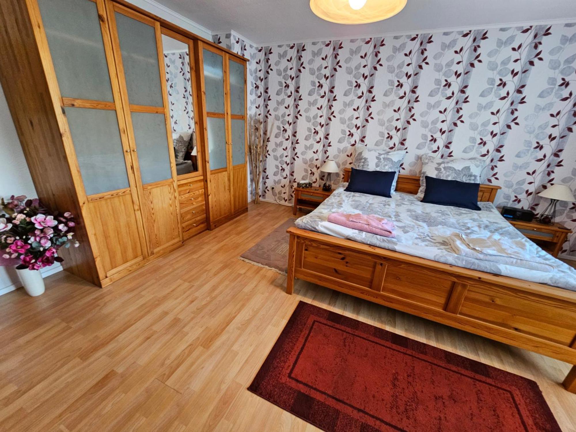 A Large Fully Furnished Private Apartment Linz am Rhein Esterno foto